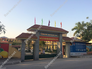 Trường THPT Nguyễn Đức Cảnh