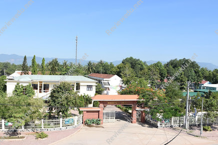 Trường THPT Nguyễn Trân