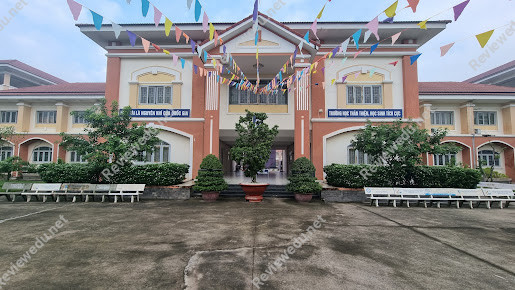 Trường THPT Nguyễn Văn Tăng