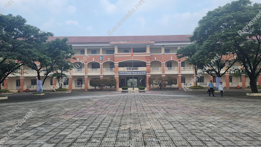 Trường THPT Nguyễn Văn Tăng