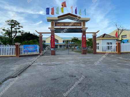 Trường THPT Núi Thành