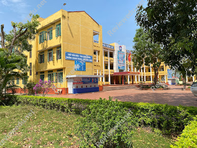 Trường THPT Phú Bình