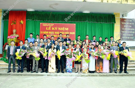 Trường THPT Phù Lưu