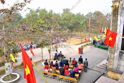 Trường THPT Phù Lưu