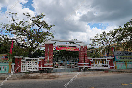 Trường THPT Sào Nam