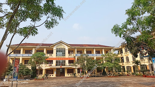 Trường THPT Tân Quang