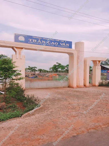 Trường THPT Trần Cao Vân