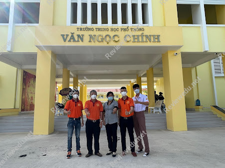 Trường THPT Văn Ngọc Chính