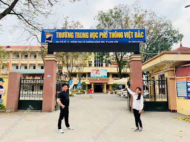 Trường THPT Việt Bắc