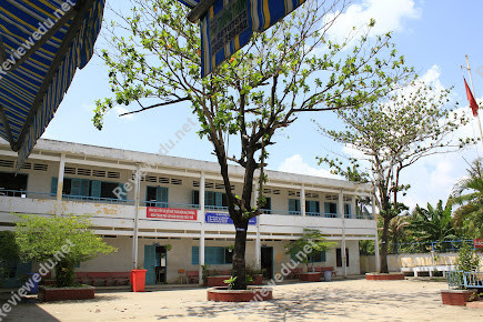 Trường Tiểu học Bình Lợi Trung