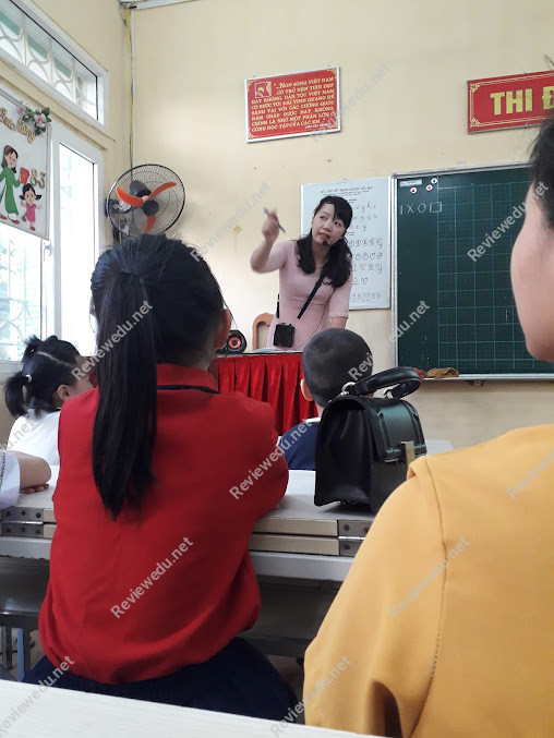 Trường Tiểu Học Lê Hồng Sơn
