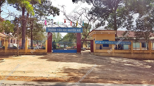 Trường Tiểu Học Nguyễn Huệ