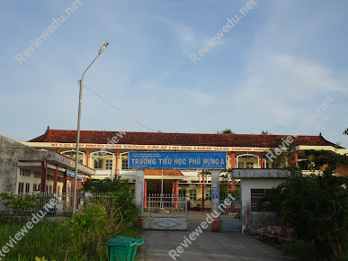 Trường Tiểu Học Phú Hưng