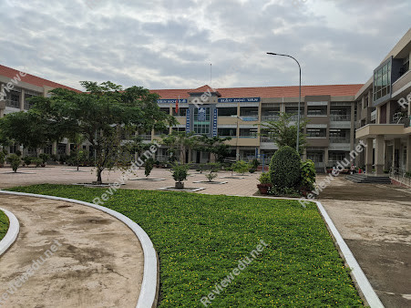 Trường Tiểu Học Tân Tiến