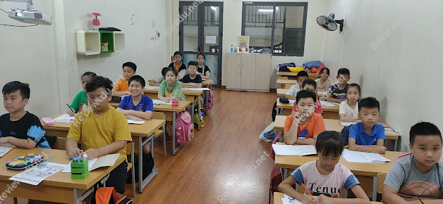 Trường tiểu học và THCS Việt - Anh
