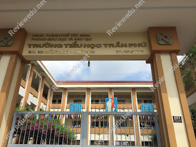 Trường tiểu học Trần Phú