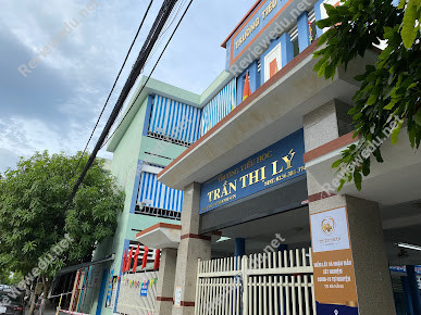 Trường Tiểu học Trần Thị Lý