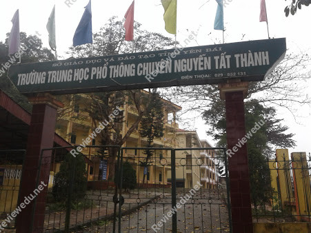 Trường THPT Chuyên Nguyễn Tất Thành