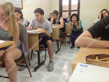 Trung tâm tiếng Anh Vietnamese Language Learing Center